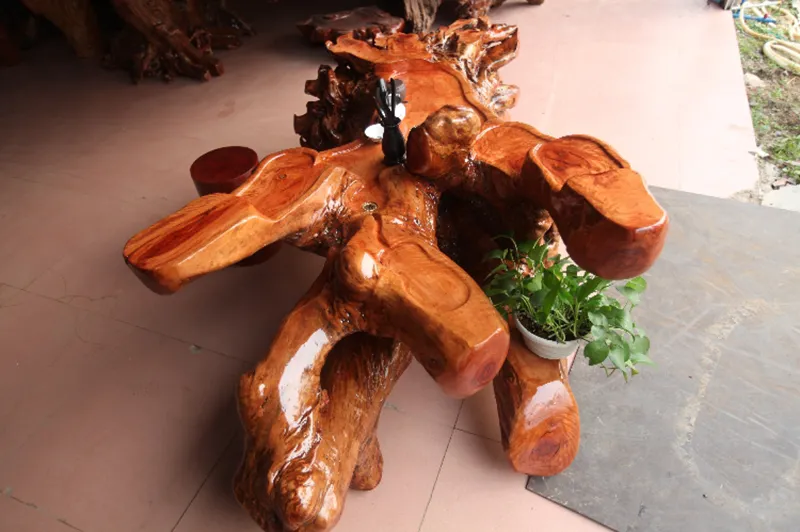 mẫu bàn đẹp từ gỗ xá xị