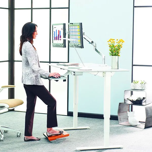 bàn làm việc đứng mẫu 7