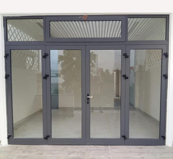 mẫu cửa đẹp đảm bảo an toàn cho ngôi nhà