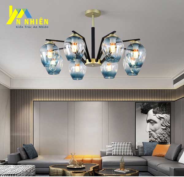 sang trọng với mẫu đèn chùm cầu kỳ