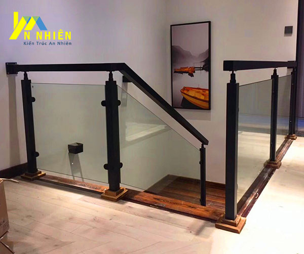 mẫu lan can kính cường lực đẹp