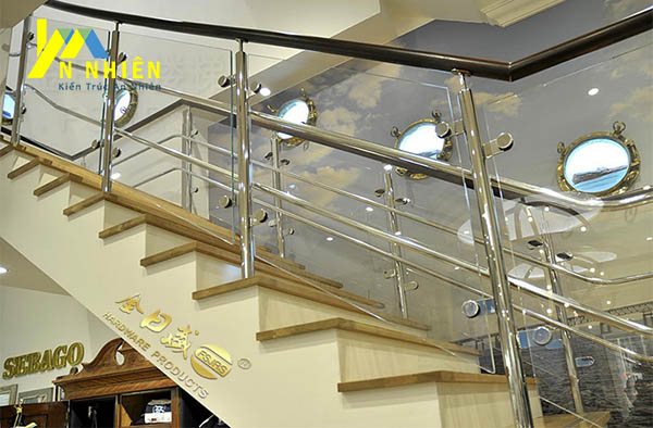 mẫu lan can kính cường lực tay vịn bằng inox